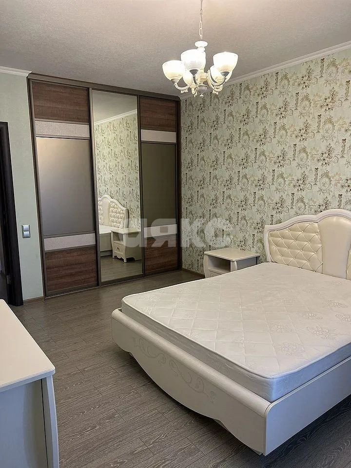 Фото №16: 3-комнатная квартира 130 м² - Ростов-на-Дону, Пролетарский, Александровка, мкр. жилой комплекс Голубые Ели, ул. Вересаева, 107А