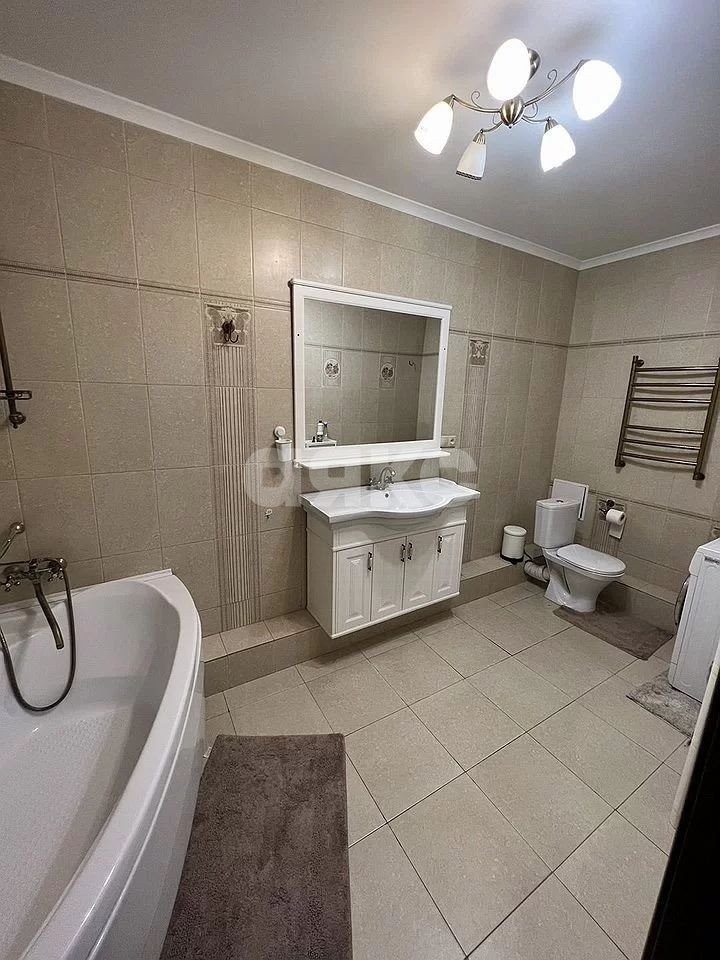 Фото №24: 3-комнатная квартира 130 м² - Ростов-на-Дону, Пролетарский, Александровка, мкр. жилой комплекс Голубые Ели, ул. Вересаева, 107А