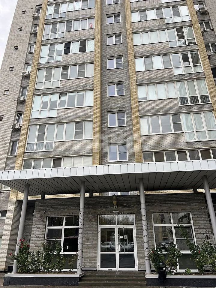 Фото №33: 3-комнатная квартира 130 м² - Ростов-на-Дону, Пролетарский, Александровка, мкр. жилой комплекс Голубые Ели, ул. Вересаева, 107А