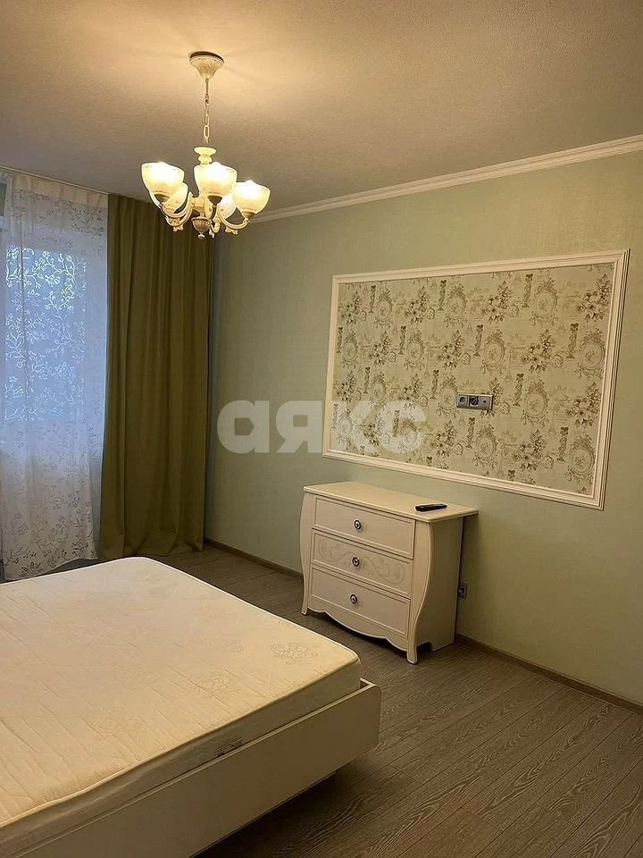 Фото №15: 3-комнатная квартира 130 м² - Ростов-на-Дону, Пролетарский, Александровка, мкр. жилой комплекс Голубые Ели, ул. Вересаева, 107А