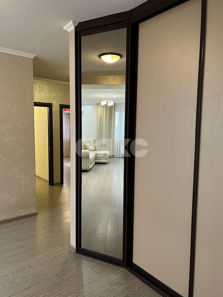 Фото №18: 3-комнатная квартира 130 м² - Ростов-на-Дону, Пролетарский, Александровка, мкр. жилой комплекс Голубые Ели, ул. Вересаева, 107А