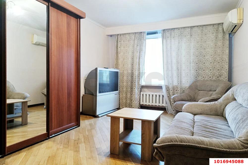 Фото №4: 2-комнатная квартира 70 м² - Краснодар, Западный внутригородской округ, мкр. Юбилейный, б-р Платановый, 2