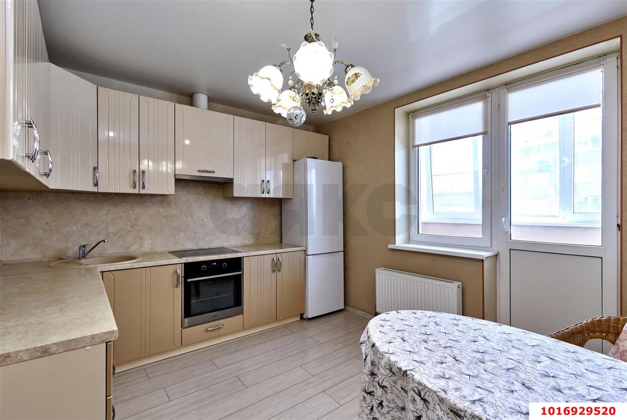 Фото №1: 2-комнатная квартира 71 м² - Краснодар, Прикубанский внутригородской округ, Школьный, Круглик, мкр. Табачная Фабрика, ул. Табачная, 1/1к1