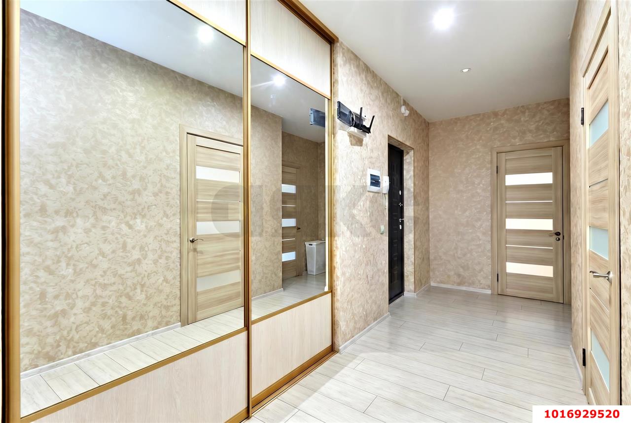 Фото №10: 2-комнатная квартира 71 м² - Краснодар, Прикубанский внутригородской округ, Школьный, Круглик, мкр. Табачная Фабрика, ул. Табачная, 1/1к1