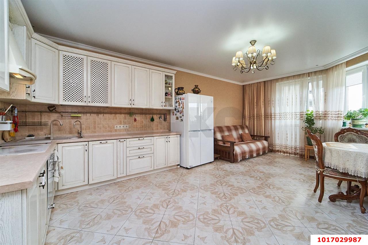 Фото №1: 3-комнатная квартира 96 м² - Краснодар, Центральный внутригородской округ, мкр. Центральный, ул. Промышленная, 49/2