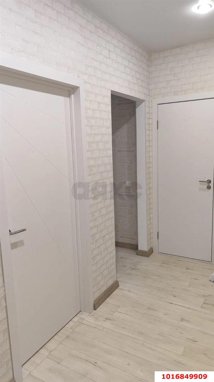 Фото №7: 1-комнатная квартира 43 м² - Краснодар, Россинского, Прикубанский внутригородской округ, мкр. жилой комплекс Атлант, ул. Адмирала Крузенштерна, 6