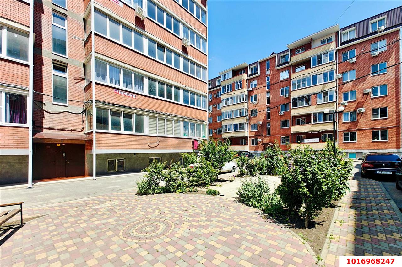 Фото №2: 2-комнатная квартира <span class="whitespace-nowrap">64 м²</span>, <span class="whitespace-nowrap">2/6 эт.</span> - Берёзовый, Прикубанский внутригородской округ, мкр. Витаминкомбинат, ул. 2-я Целиноградская, 38