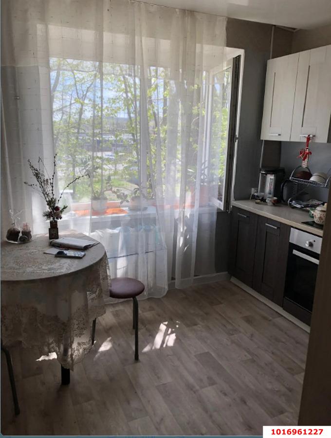 Фото №3: Комната 17 м² - Краснодар, Карасунский внутригородской округ, мкр. Хлопчато-бумажный Комбинат, ул. Уральская, 81/2