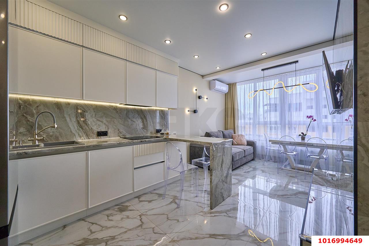 Фото №2: 1-комнатная квартира <span class="whitespace-nowrap">53 м²</span>, <span class="whitespace-nowrap">23/25 эт.</span> - Краснодар, Карасунский внутригородской округ, Хлопчато-бумажный Комбинат, мкр. жилой комплекс Элегант