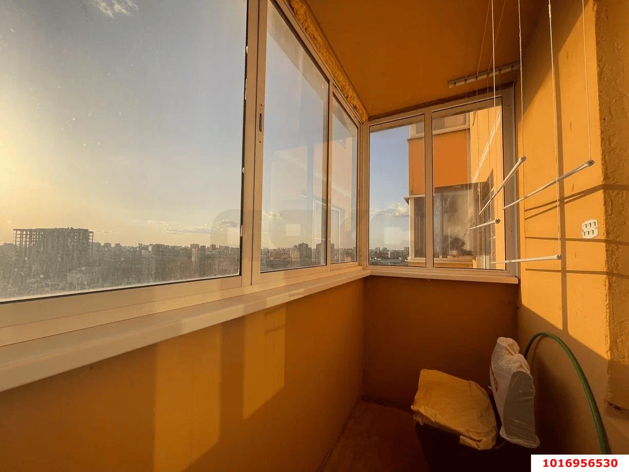 Фото №5: 1-комнатная квартира 40 м² - Краснодар, Центральный внутригородской округ, жилой комплекс имени Чехова, мкр. Дубинка, ул. 1-я Линия Поймы реки Кубань, 2