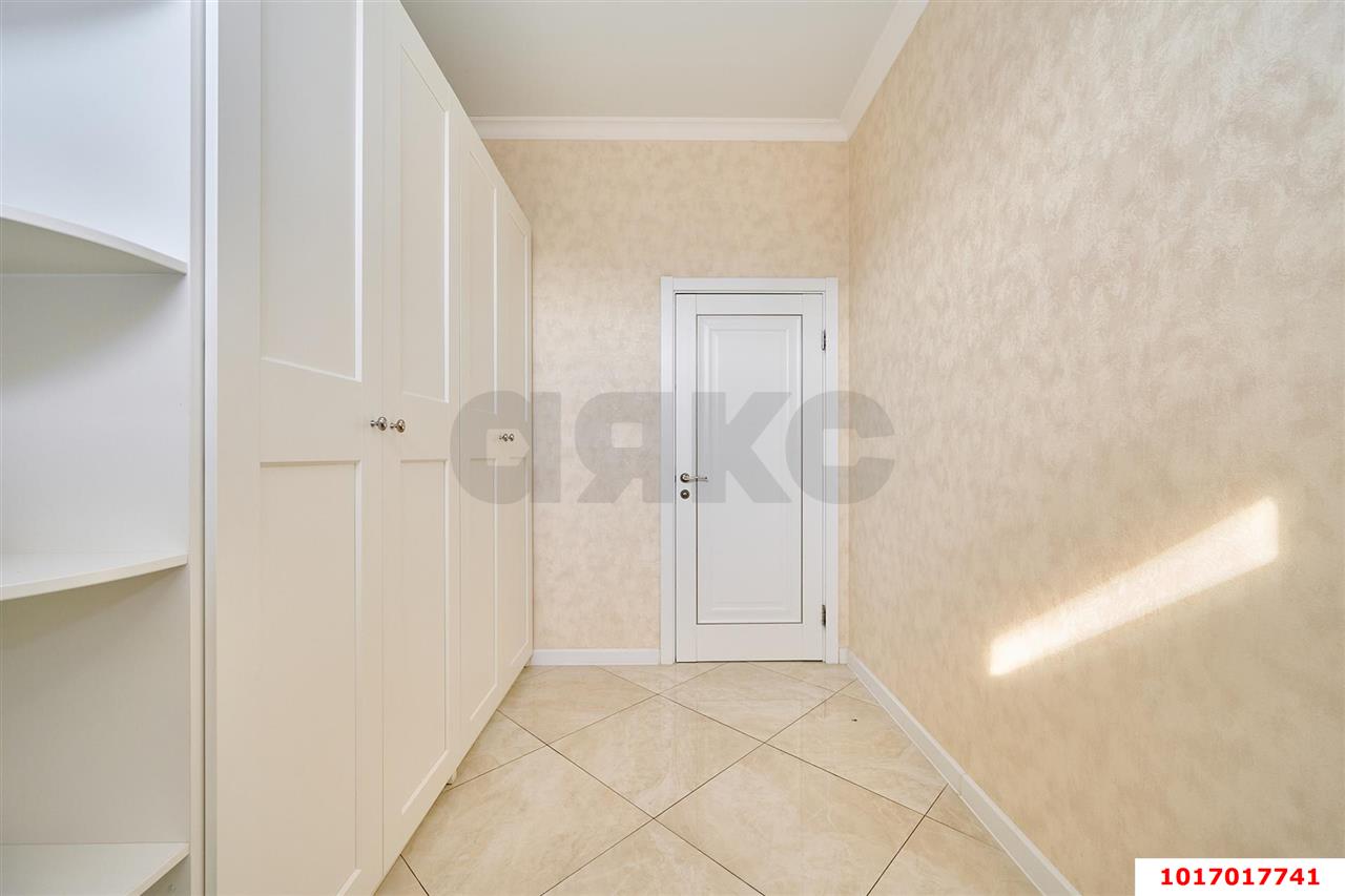 Фото №16: Дом 231 м² + 3.67 сот. - Краснодар, Центральный внутригородской округ, мкр. Черёмушки, ул. Димитрова, 4