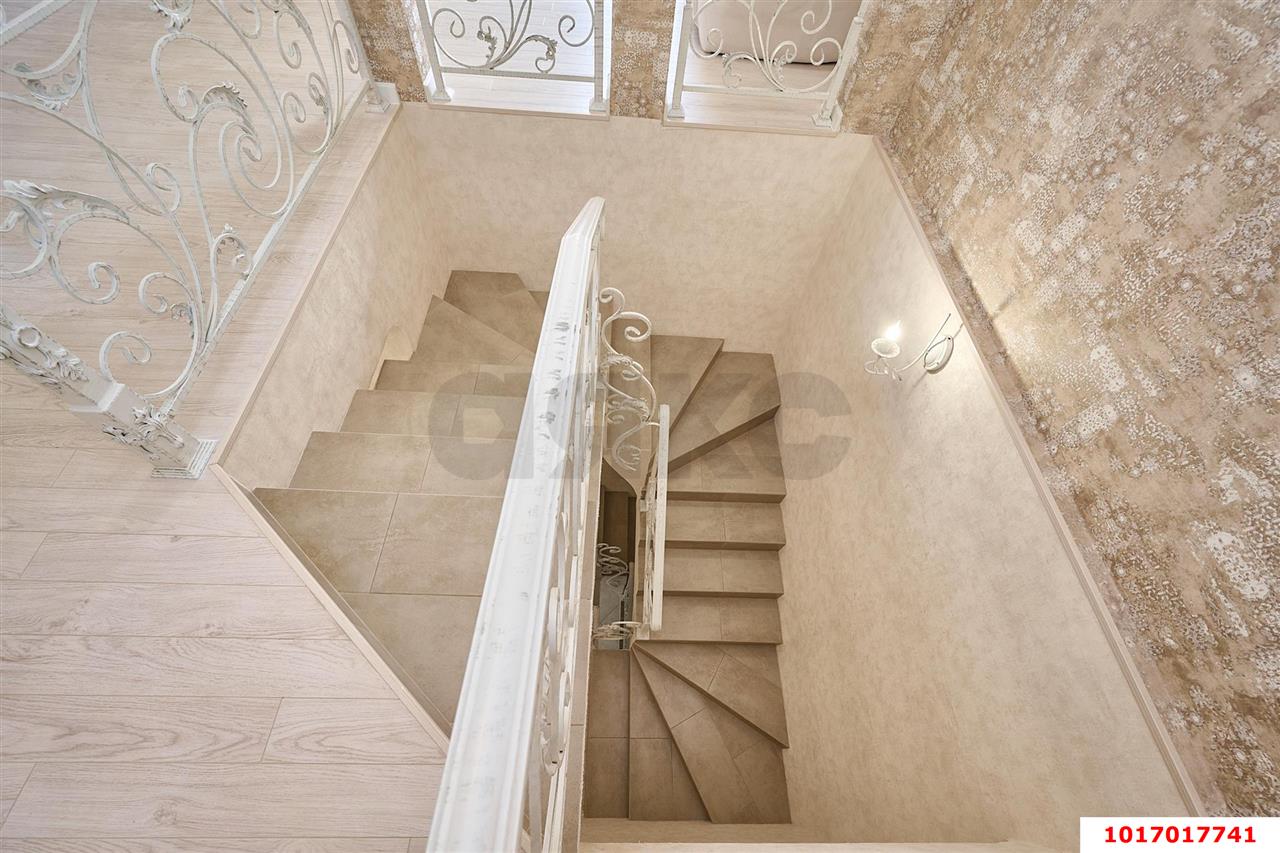 Фото №17: Дом 231 м² + 3.67 сот. - Краснодар, Центральный внутригородской округ, мкр. Черёмушки, ул. Димитрова, 4