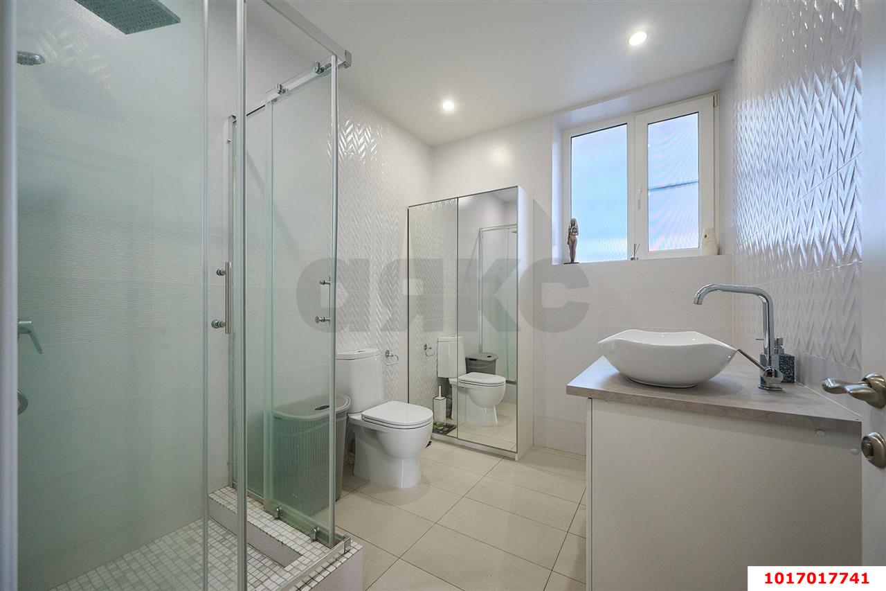 Фото №19: Дом 231 м² + 3.67 сот. - Краснодар, Центральный внутригородской округ, мкр. Черёмушки, ул. Димитрова, 4