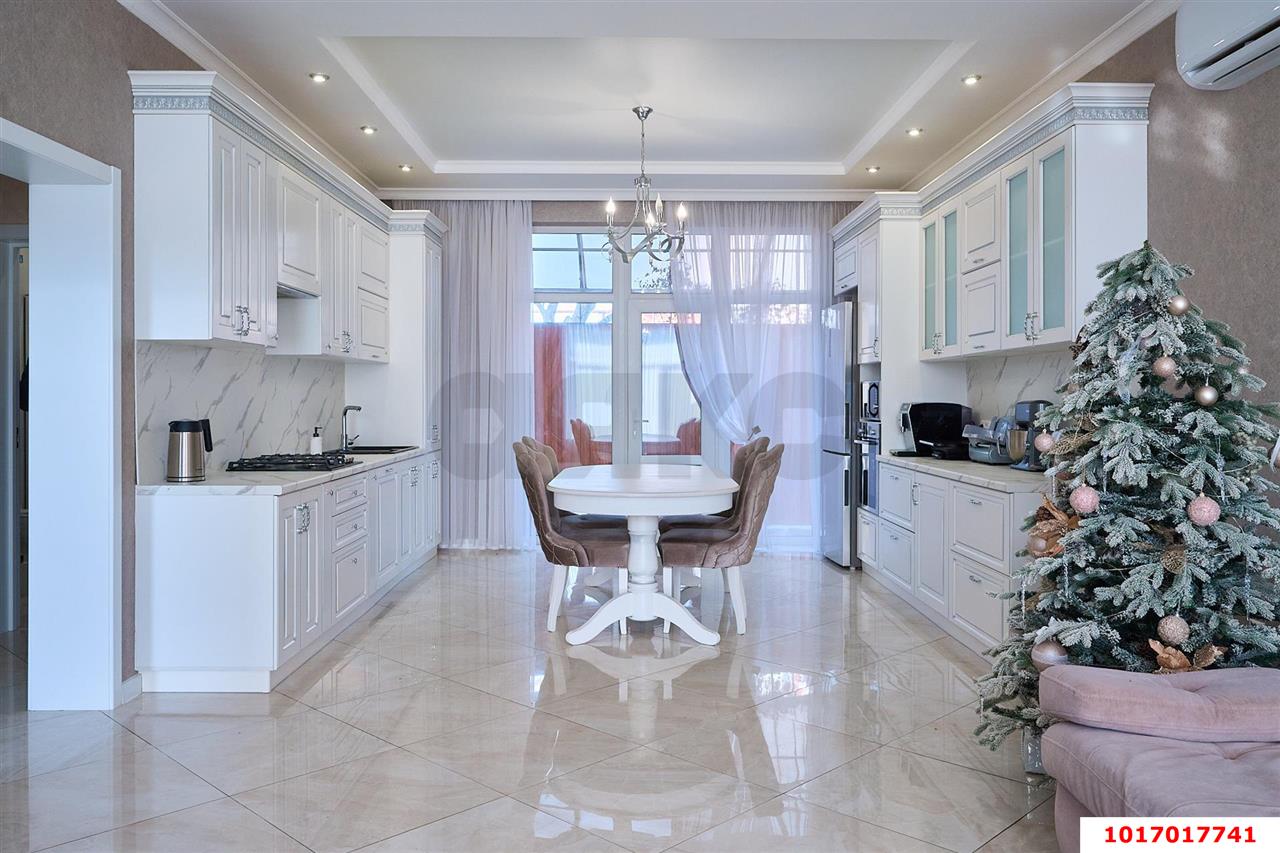 Фото №10: Дом 231 м² + 3.67 сот. - Краснодар, Центральный внутригородской округ, мкр. Черёмушки, ул. Димитрова, 4