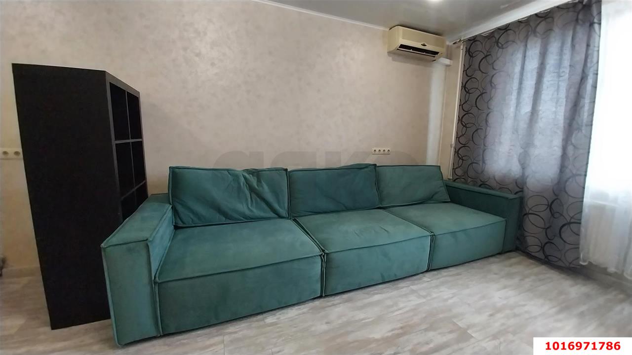 Фото №1: 1-комнатная квартира 33 м² - Краснодар, Западный внутригородской округ, мкр. Юбилейный, ул. 70-летия Октября, 20/2