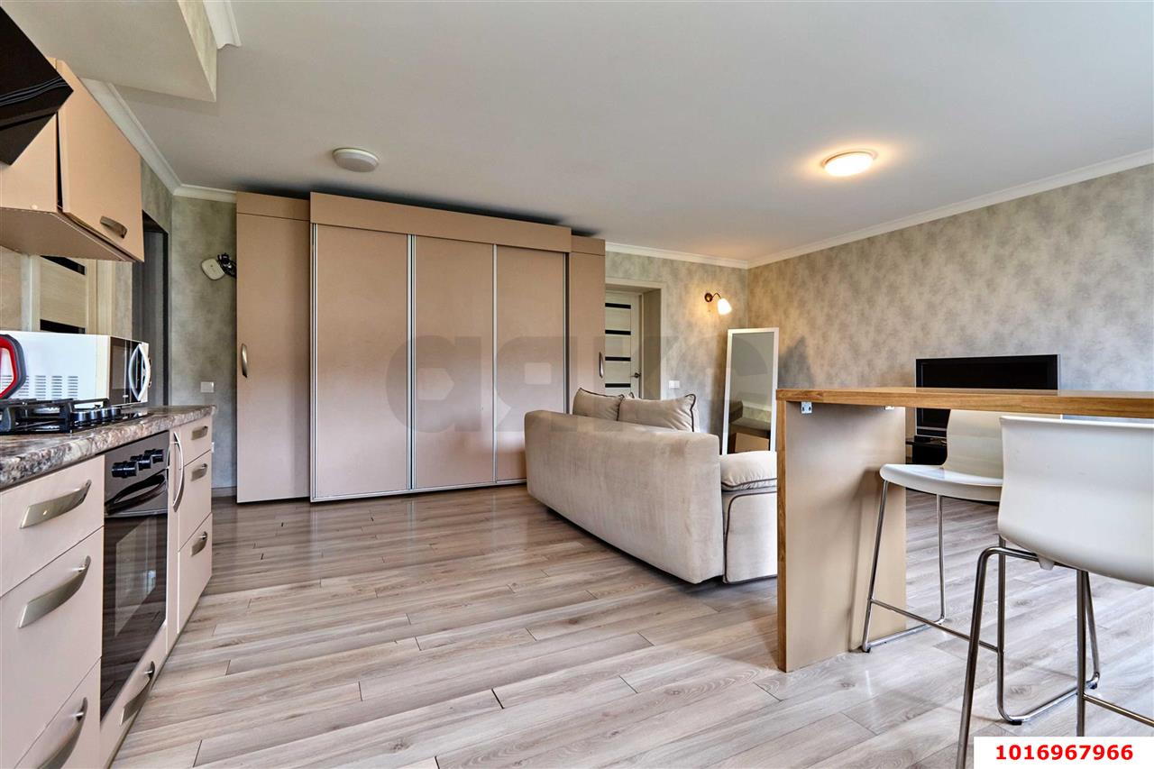 Фото №6: 2-комнатная квартира 53 м² - Краснодар, Центральный внутригородской округ, мкр. Центральный, ул. Красная, 156