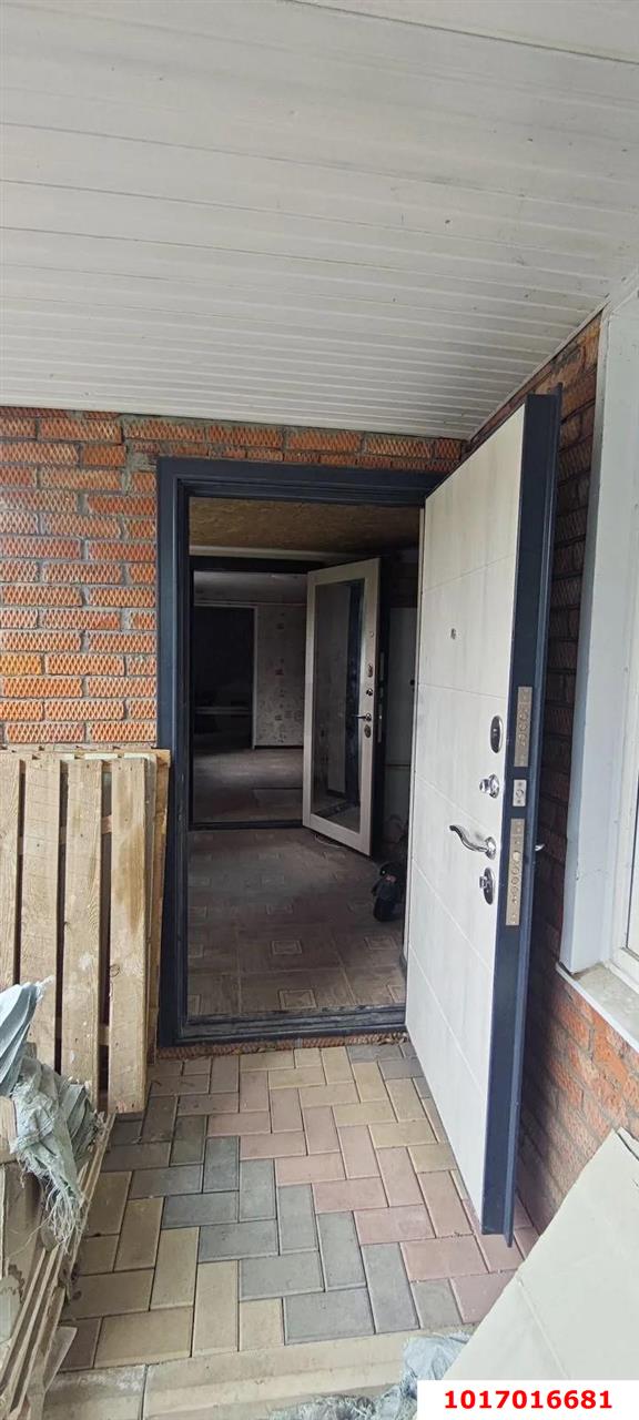 Фото №10: Дом 69 м² + 1.55 сот. - Краснодар, Центральный внутригородской округ, мкр. Дубинка, ул. Таманская, 136