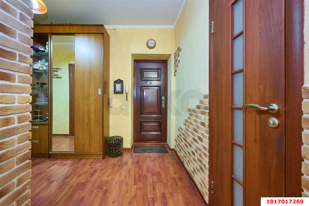 Фото №14: 2-комнатная квартира <span class="whitespace-nowrap">54 м²</span>, <span class="whitespace-nowrap">2/5 эт.</span> - Краснодар, Прикубанский внутригородской округ, мкр. Музыкальный, ул. Суздальская, 14