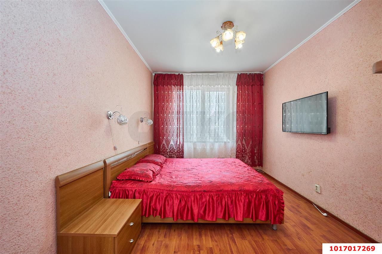 Фото №11: 2-комнатная квартира <span class="whitespace-nowrap">54 м²</span>, <span class="whitespace-nowrap">2/5 эт.</span> - Краснодар, Прикубанский внутригородской округ, мкр. Музыкальный, ул. Суздальская, 14