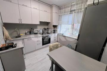 Фото №1: 2-комнатная квартира 53 м² - Майкоп, мкр. квартал Черёмушки, ул. 12 Марта, 144К2