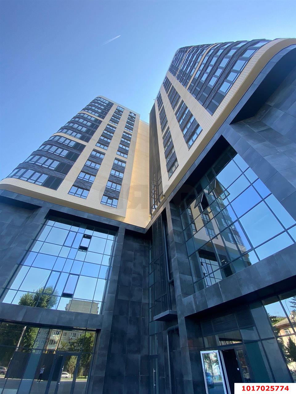 Фото №10: 1-комнатная квартира 51 м² - Краснодар, Центральный внутригородской округ, Центральный, жилой комплекс Арбат, мкр. Западный внутригородской округ, ул. имени П.М. Гаврилова, 88