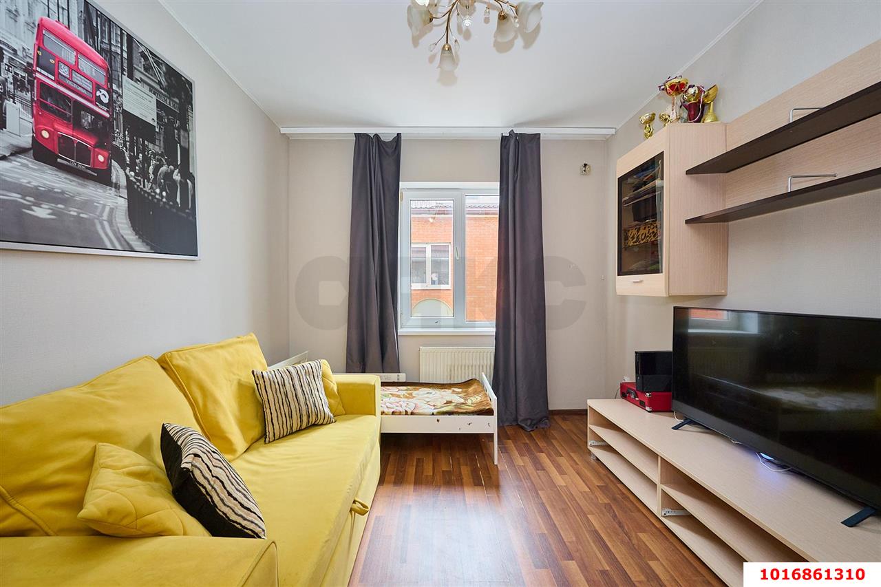 Фото №1: 2-комнатная квартира 45 м² - Российский, мкр. Прикубанский внутригородской округ, ул. 2-я Тверская, 10