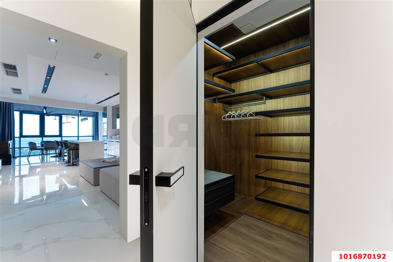 Фото №13: 5+-комнатная квартира 190 м² - Сочи, Центральный, мкр. жилой комплекс Красная Площадь, ул. Войкова, 21