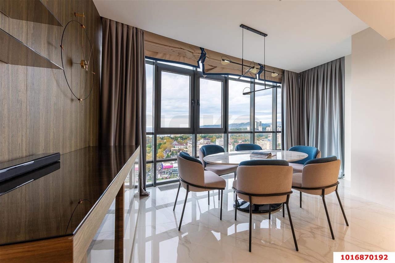 Фото №3: 5+-комнатная квартира 190 м² - Сочи, Центральный, мкр. жилой комплекс Красная Площадь, ул. Войкова, 21