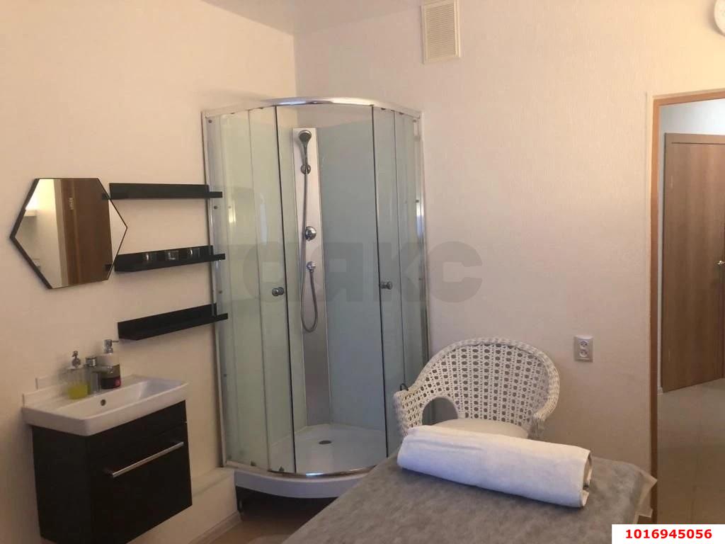 Фото №8: Офисное помещение 163 м² - Краснодар, Центральный внутригородской округ, мкр. Завод Измерительных Приборов, ул. Зиповская, 5/2