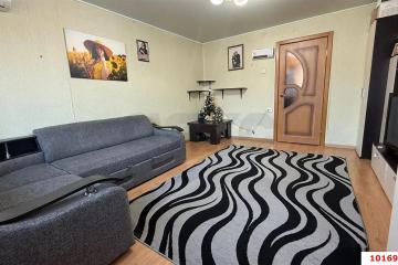 Фото №1: 2-комнатная квартира 34 м² - Краснодар, мкр. 40 лет Победы, ул. Клиническая, 22