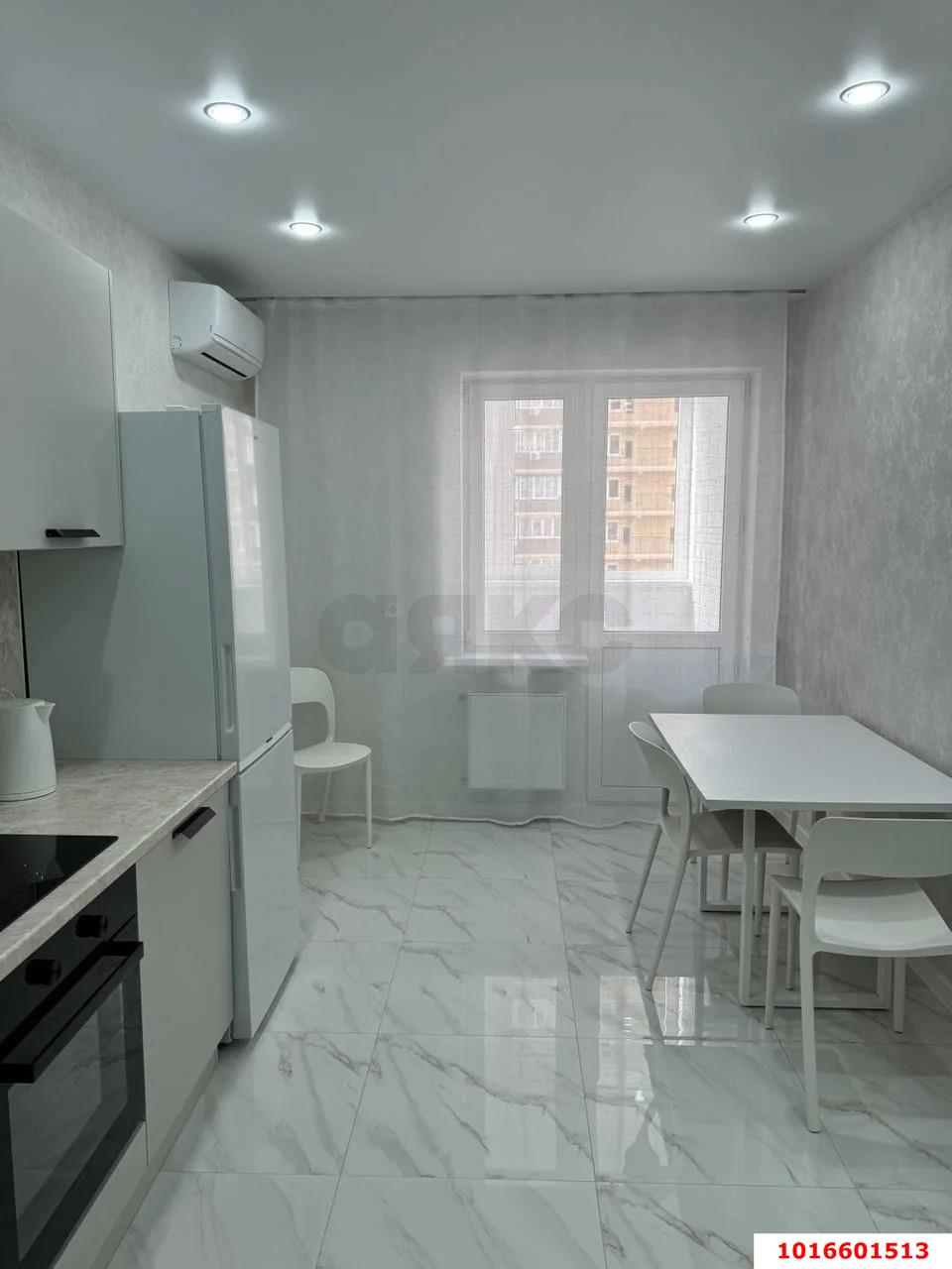 Фото №6: 1-комнатная квартира 37 м² - Краснодар, Прикубанский внутригородской округ, имени Петра Метальникова, Завод Радиоизмерительных Приборов, мкр. жилой комплекс Лучший, ул. Петра Метальникова, 36