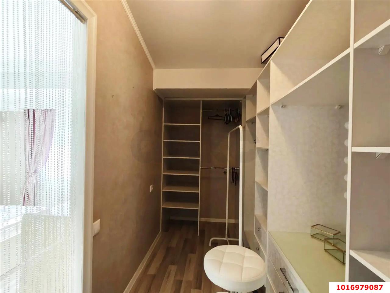 Фото №9: 3-комнатная квартира 40 м² - Краснодар, Прикубанский внутригородской округ, мкр. Восточно-Кругликовский, ул. Черкасская, 113