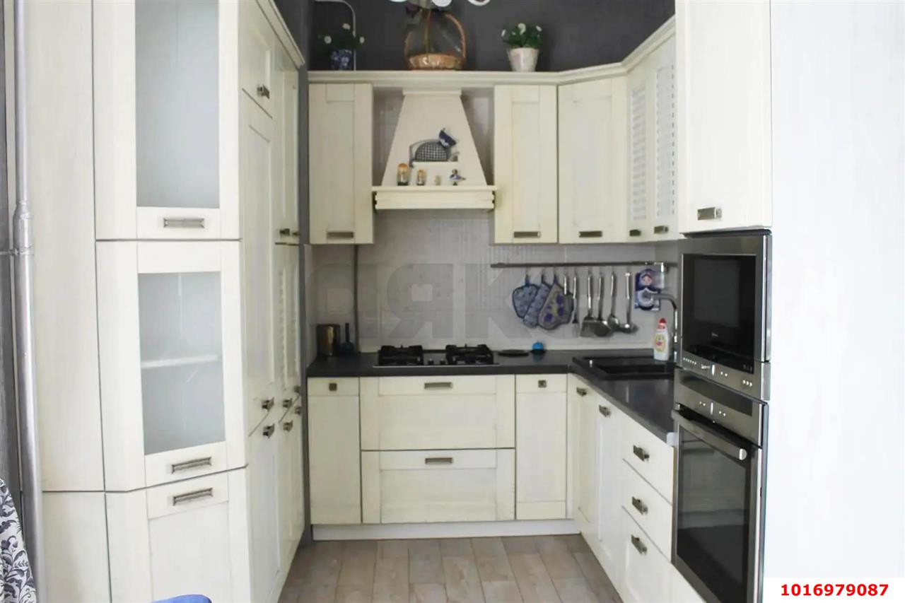 Фото №5: 3-комнатная квартира 40 м² - Краснодар, Прикубанский внутригородской округ, мкр. Восточно-Кругликовский, ул. Черкасская, 113