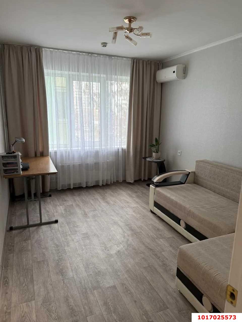 Фото №1: 3-комнатная квартира 73 м² - Краснодар, Прикубанский внутригородской округ, мкр. Московский, ул. Карякина, 18