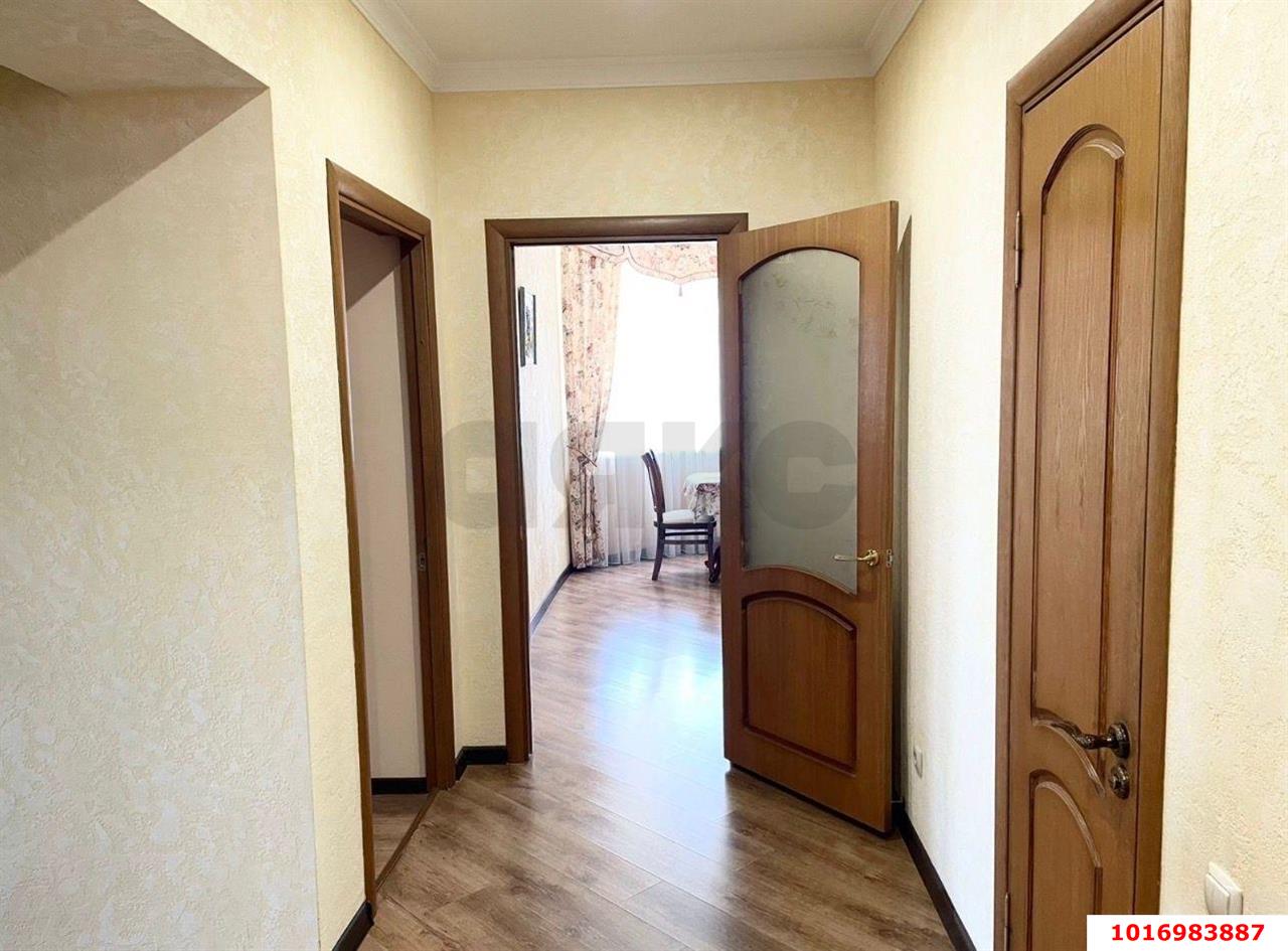 Фото №11: 2-комнатная квартира 80 м² - Краснодар, ЖК Маршал, Западный внутригородской округ, Фестивальный, мкр. жилой комплекс Маршал, ул. Гаражная, 87