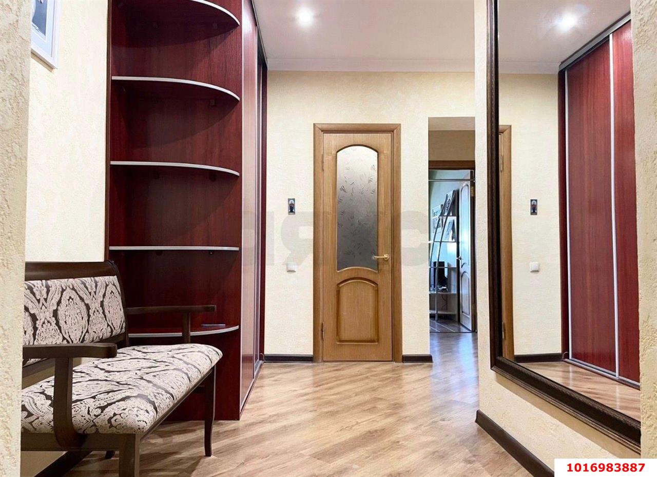 Фото №9: 2-комнатная квартира 80 м² - Краснодар, ЖК Маршал, Западный внутригородской округ, Фестивальный, мкр. жилой комплекс Маршал, ул. Гаражная, 87