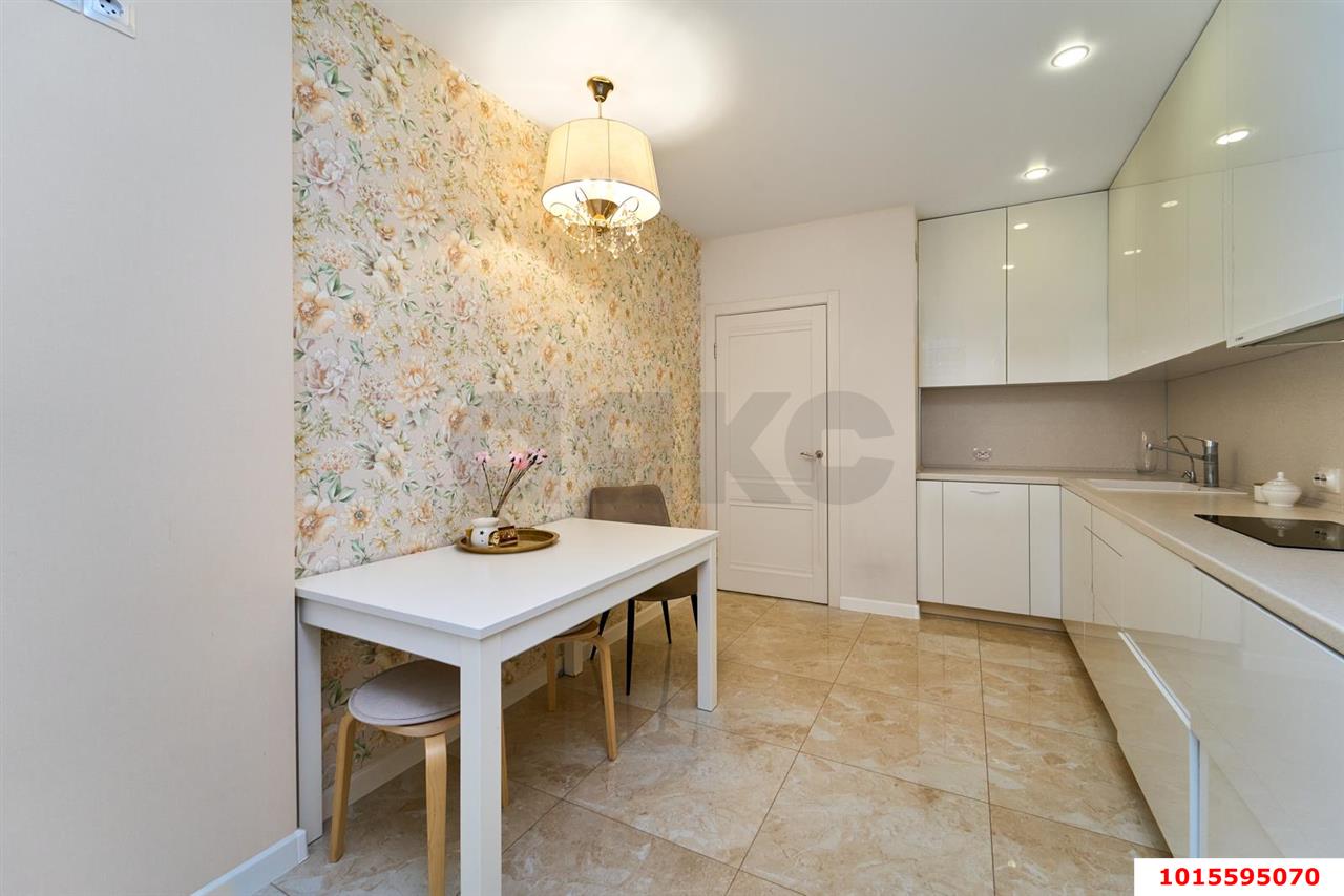 Фото №3: 2-комнатная квартира 60 м² - Краснодар, Прикубанский внутригородской округ, Россинского, мкр. жилой комплекс Дружный, ул. Адмирала Серебрякова, 3к1