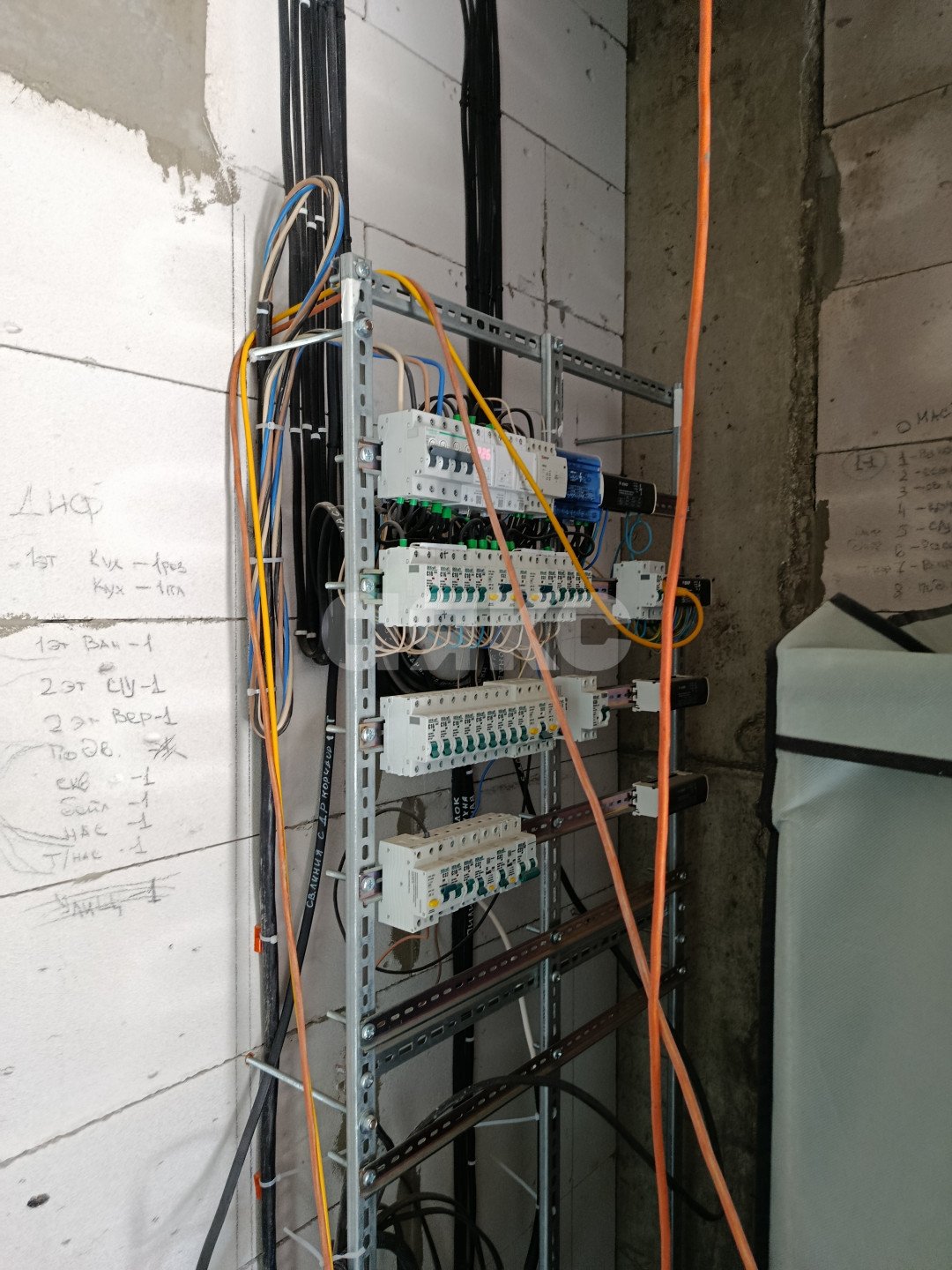 Фото №18: Дом 221 м² + 5 сот. - СНТ Голубая Долина, ул. Хвойная