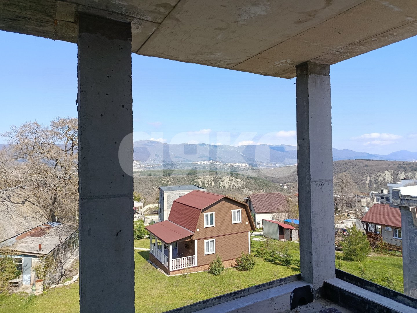 Фото №5: Дом 221 м² + 5 сот. - СНТ Голубая Долина, ул. Хвойная