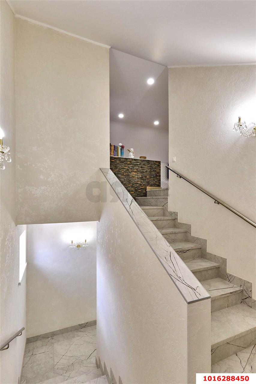 Фото №14: Дом 300 м² + 6 сот. - Краснодар, Центральный внутригородской округ, мкр. Дубинка, пер. Константиновский, 11