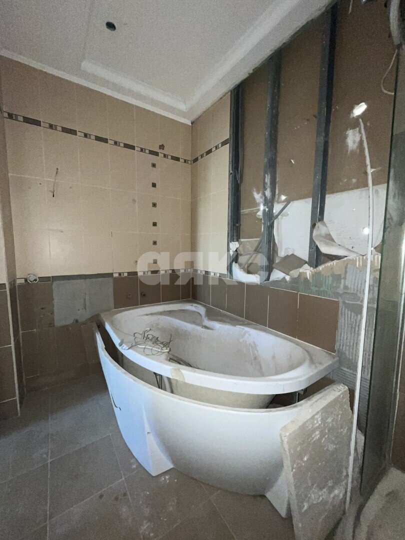 Фото №14: 2-комнатная квартира 57 м² - Донецк, р. Петровский, ул. Корганова, 37