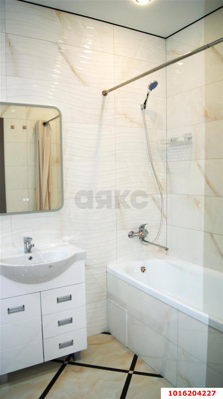 Фото №13: 2-комнатная квартира 105 м² - Краснодар, Карасунский внутригородской округ, Хлопчато-бумажный Комбинат, мкр. жилой комплекс Элегант, ул. Сормовская, 1/3к1