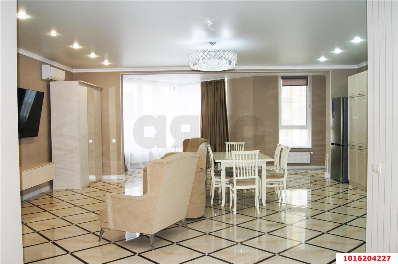 Фото №1: 2-комнатная квартира 105 м² - Краснодар, Карасунский внутригородской округ, Хлопчато-бумажный Комбинат, мкр. жилой комплекс Элегант, ул. Сормовская, 1/3к1