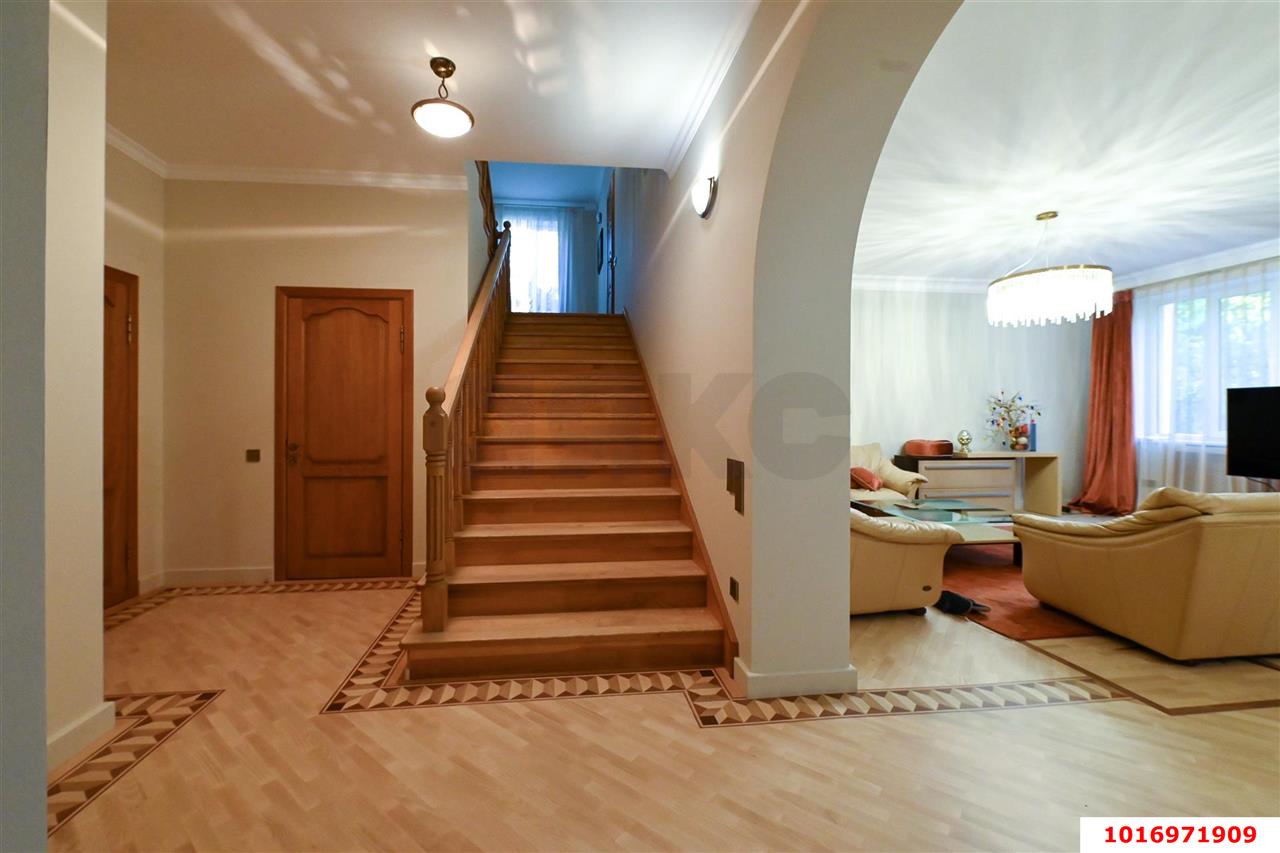 Фото №11: Дом 516 м² + 8 сот. - Плодородный, мкр. Прикубанский внутригородской округ, ул. Столбовая, 23