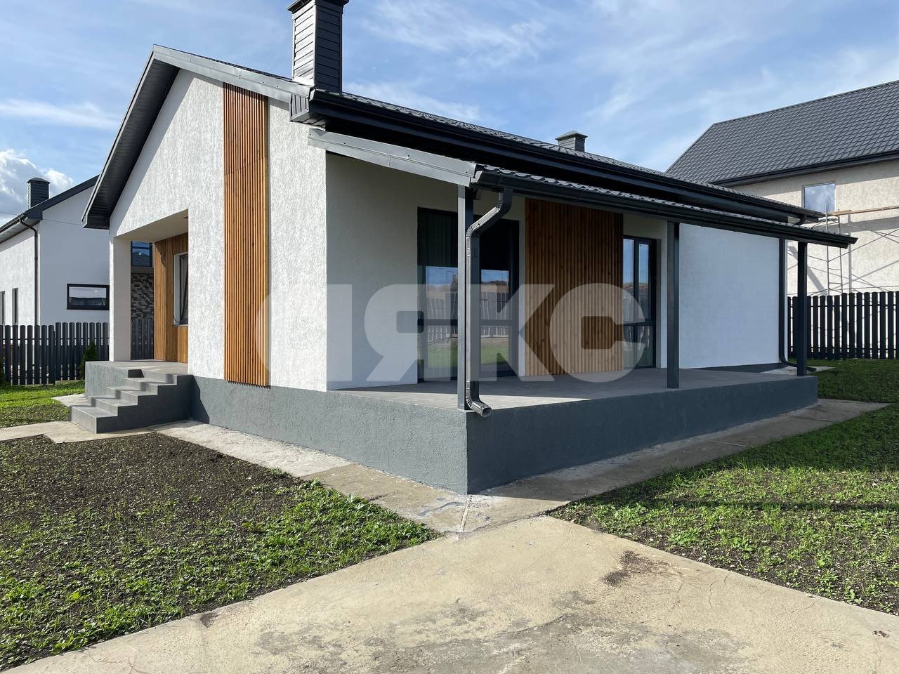 Фото №1: Дом 92 м² + 5 сот. - Натухаевская, ул. Красных Партизан