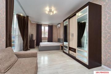 Фото №1: 1-комнатная квартира <span class="whitespace-nowrap">42 м²</span>, <span class="whitespace-nowrap">4/9 эт.</span> - Краснодар, мкр. Западный внутригородской округ, ул. Строителей, 21к3