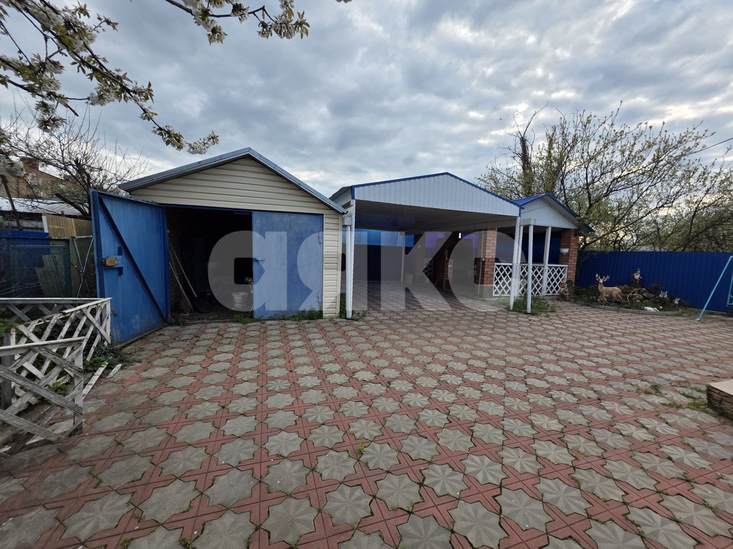 Фото №8: Часть дома 170 м² + 4 сот. - Армавир, мкр. Комсомольский, ул. 2-я  Урицкого, 36