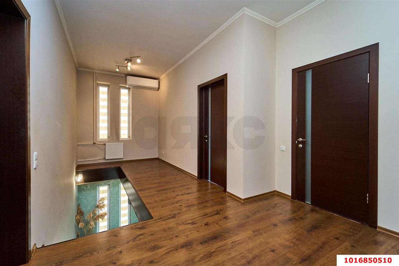 Фото №7: Дом 275 м² + 10 сот. - Краснодар, Прикубанский внутригородской округ, Калинино, мкр. Завод Радиоизмерительных Приборов, ул. Зональная