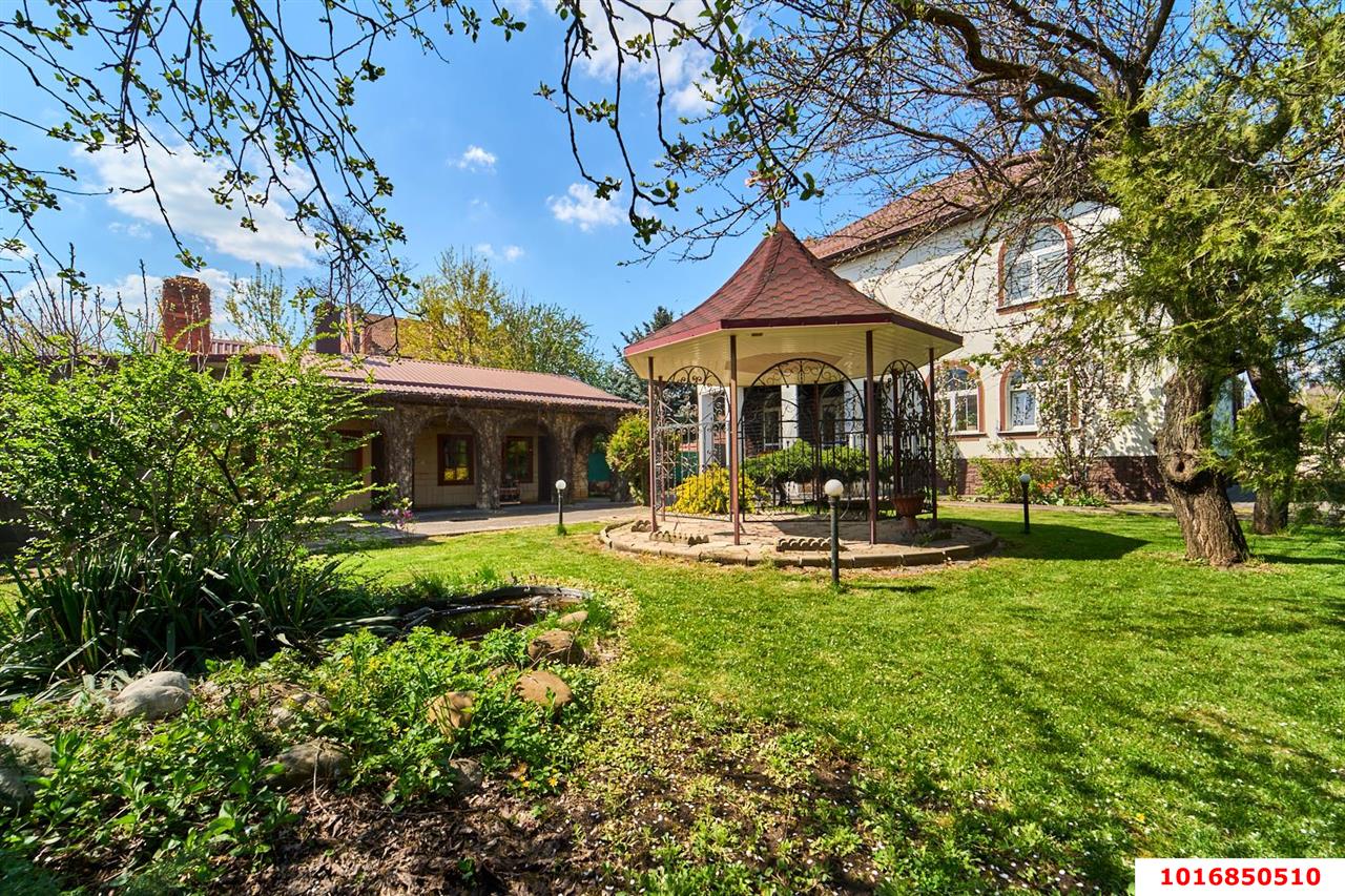 Фото №15: Дом 275 м² + 10 сот. - Краснодар, Прикубанский внутригородской округ, Калинино, мкр. Завод Радиоизмерительных Приборов, ул. Зональная