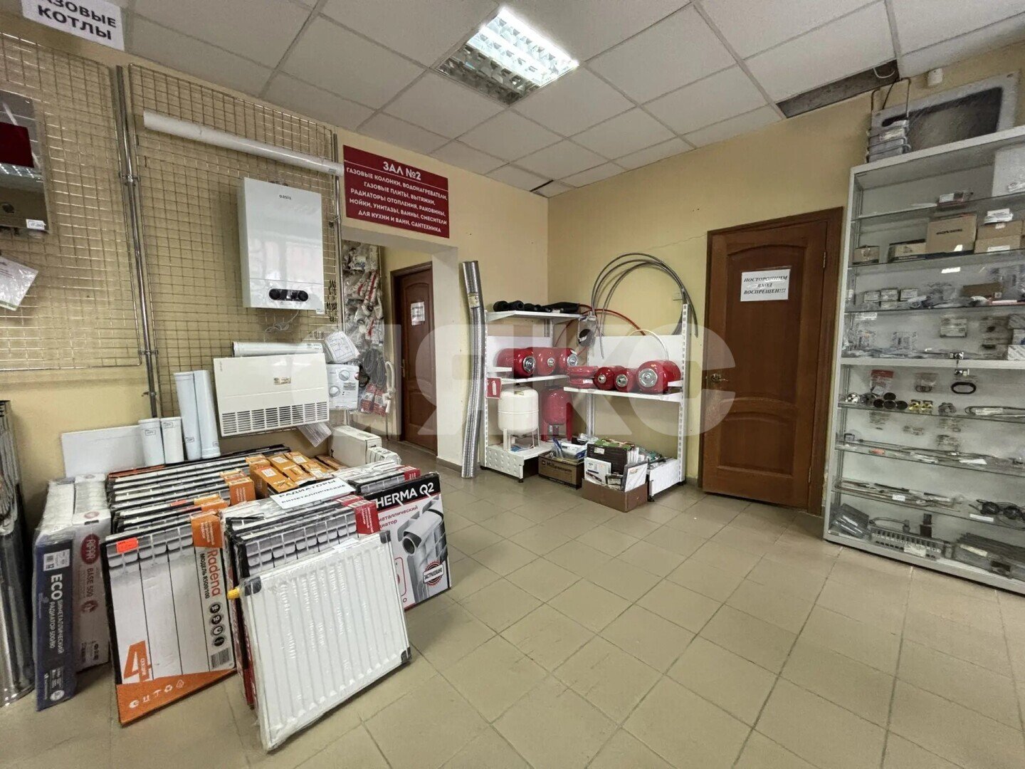 Фото №5: Коммерция <span class="whitespace-nowrap">180 м²</span>, <span class="whitespace-nowrap">1/1 эт.</span> - Ясногорск, ул. Котовского, 1